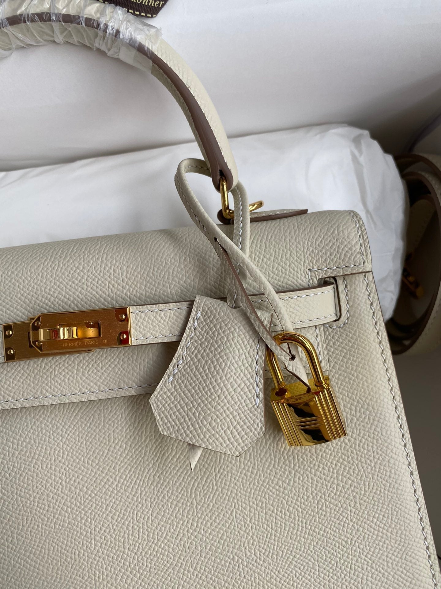 Kelly 25 Epsom Leather Bag - Full Set