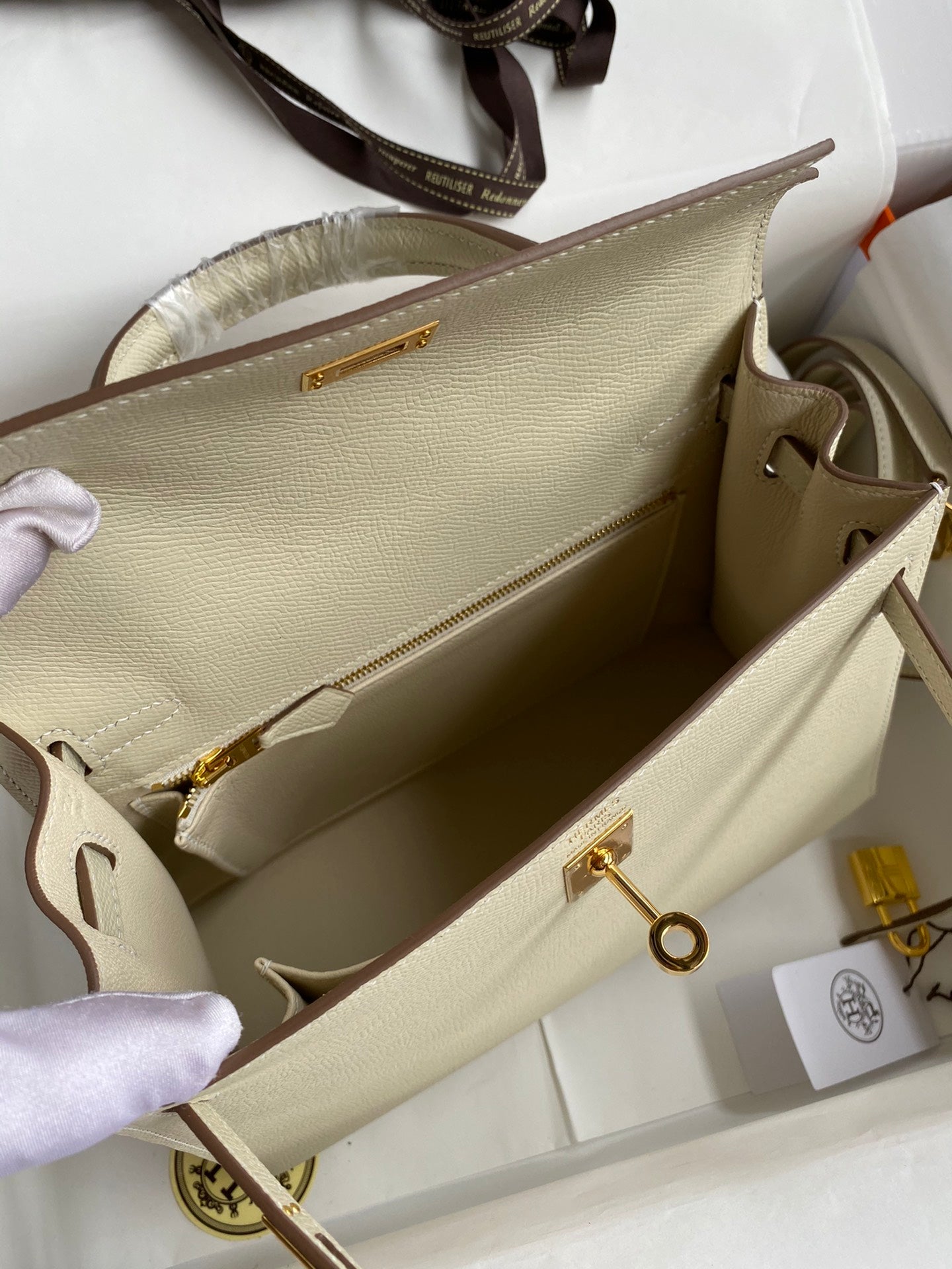 Kelly 25 Epsom Leather Bag - Full Set