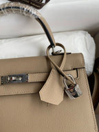 Kelly 25 Epsom Leather Bag - Full Set