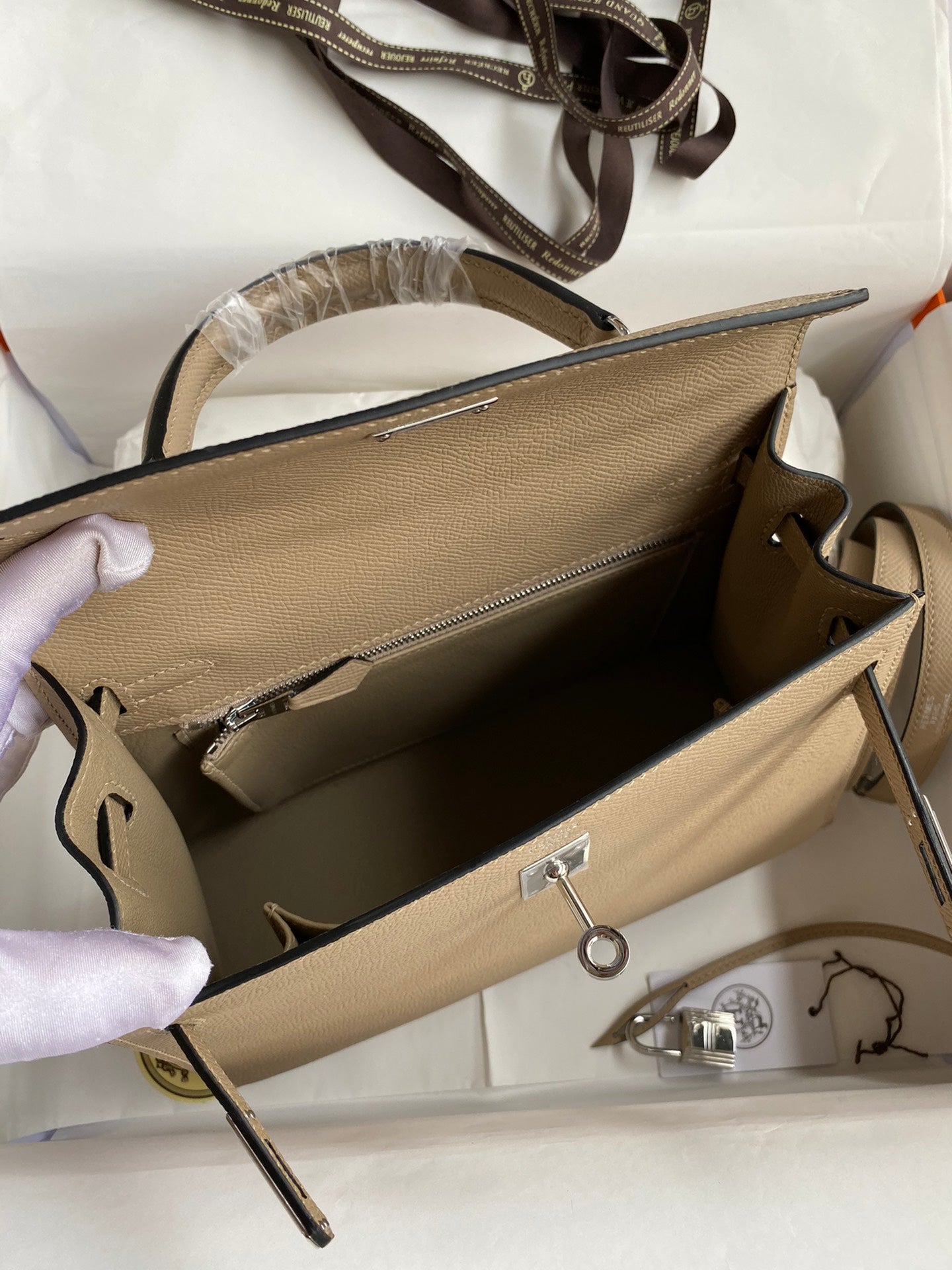 Kelly 25 Epsom Leather Bag - Full Set