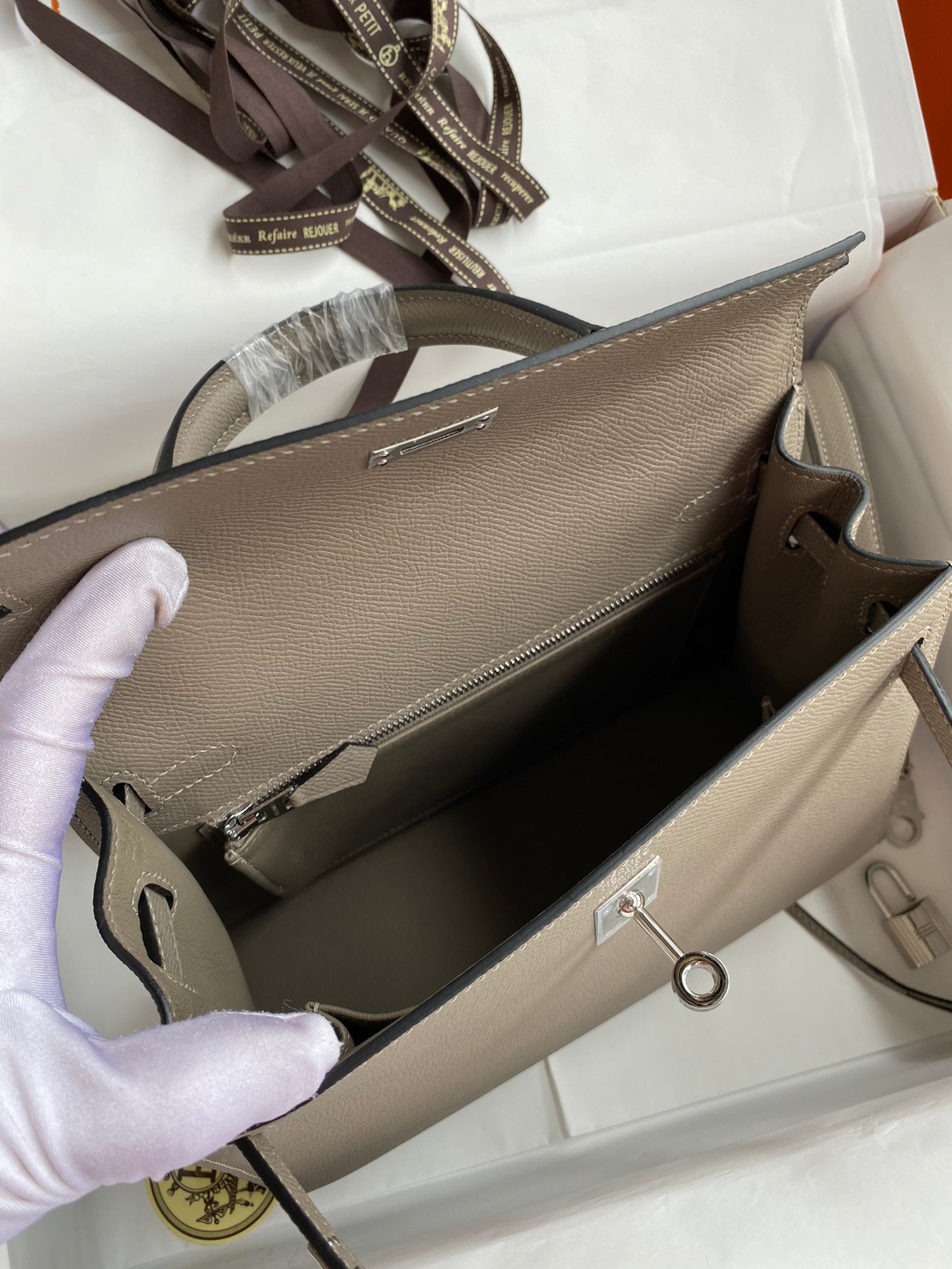 Kelly 25 Epsom Leather Bag - Full Set