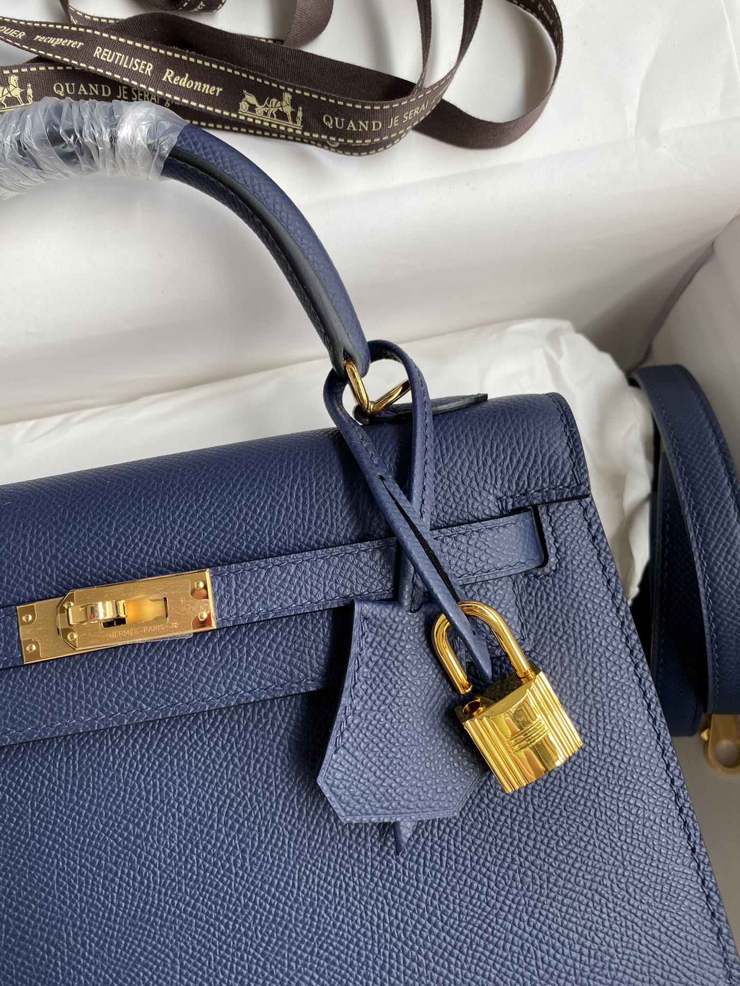 Kelly 25 Epsom Leather Bag - Full Set