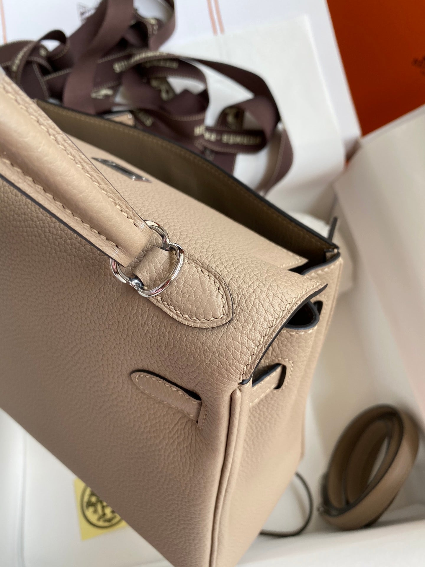 Kelly 25 Togo Leather Bag