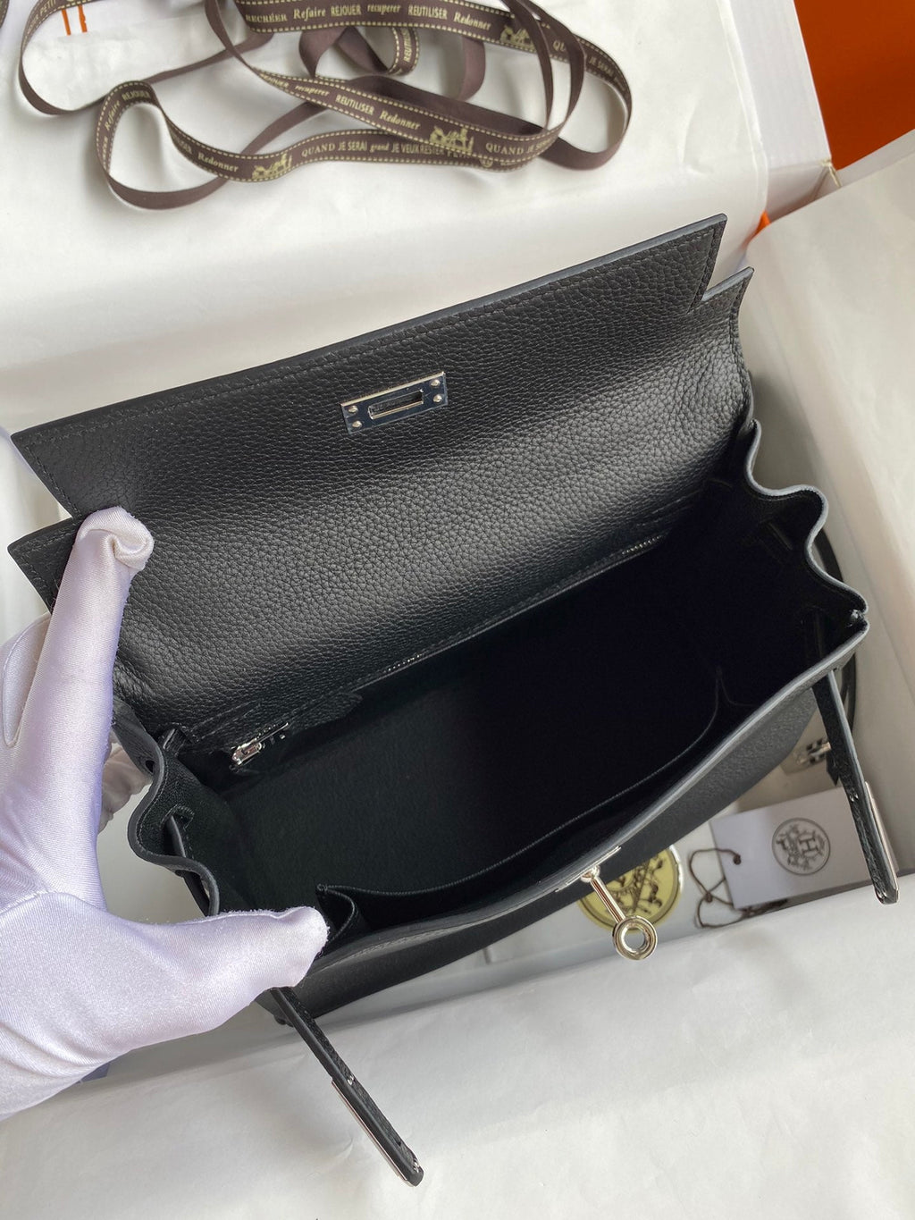 Kelly 25 Togo Leather Bag