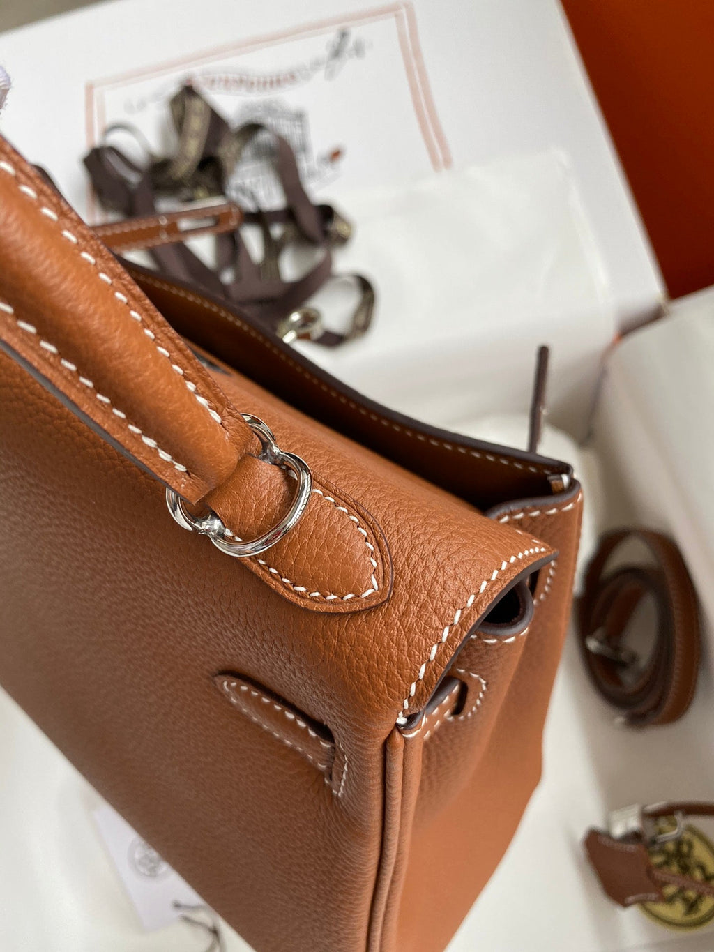 Kelly 25 Togo Leather Bag