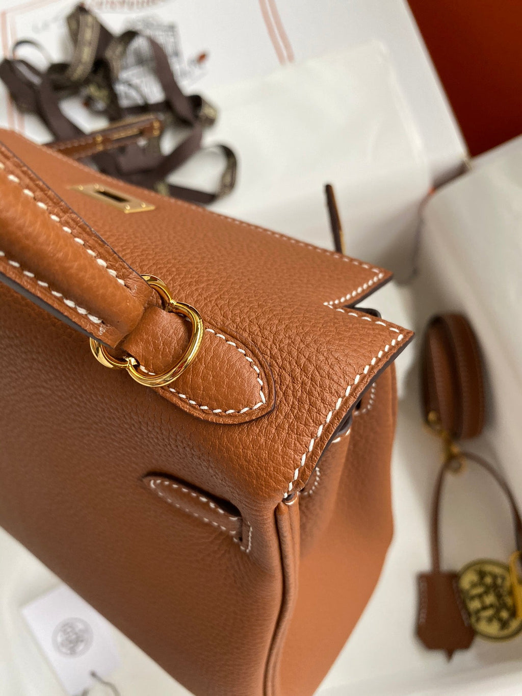 Kelly 25 Togo Leather Bag