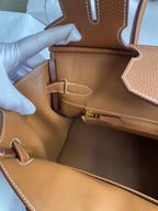 Birkin 30 Togo Leather - Gold Hardware | Full Set