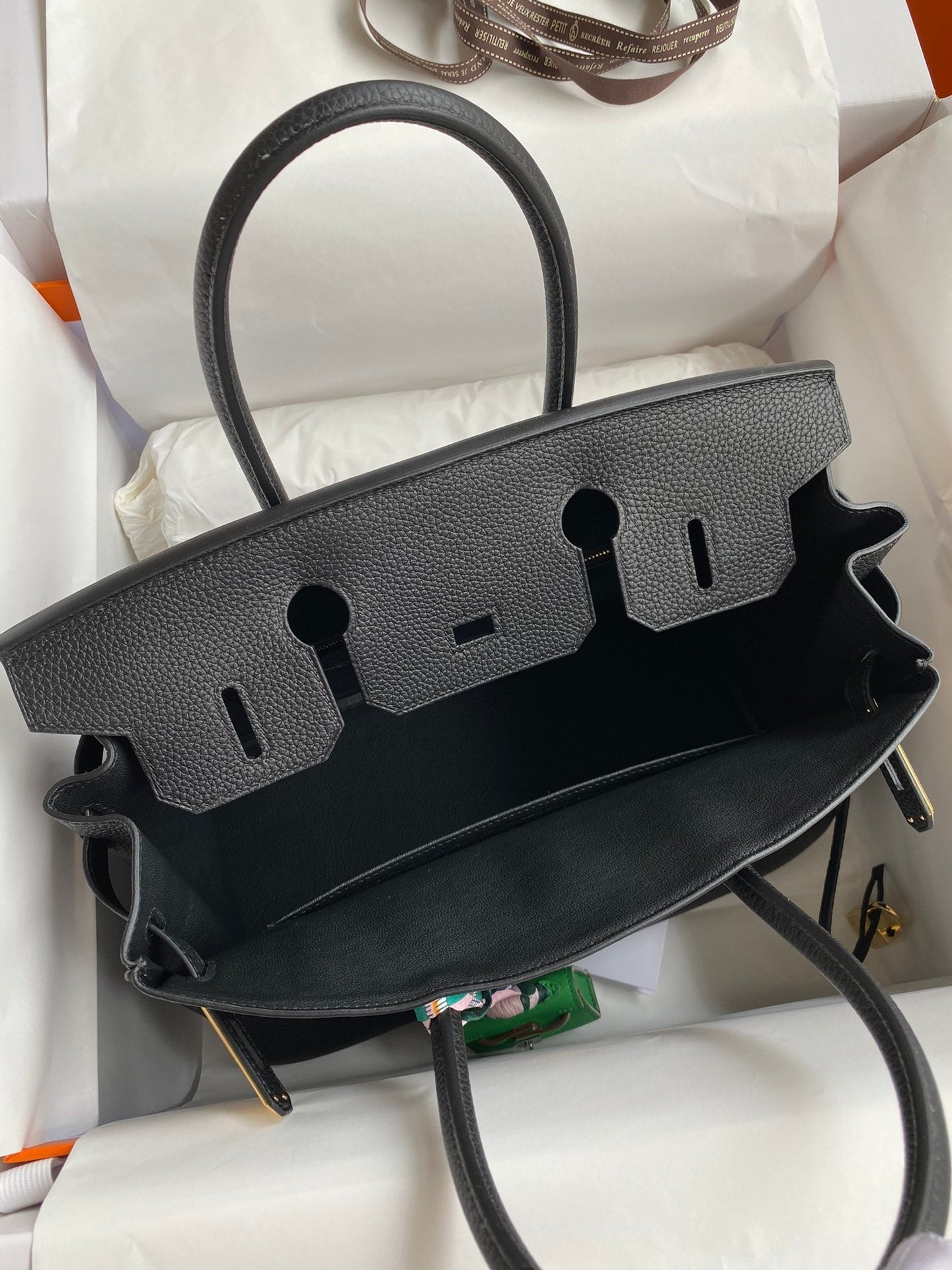 Birkin 30 Togo Leather - Gold Hardware | Full Set