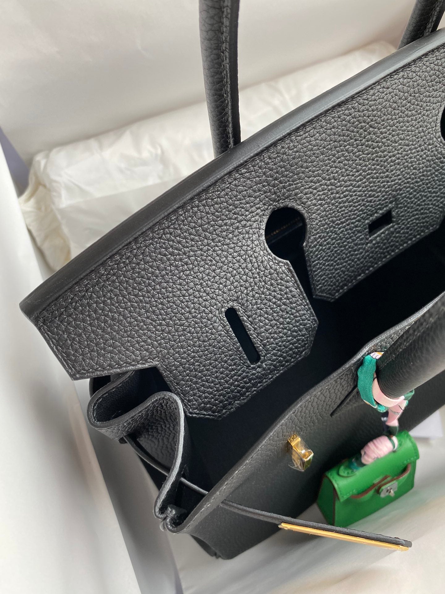 Birkin 30 Togo Leather - Gold Hardware | Full Set
