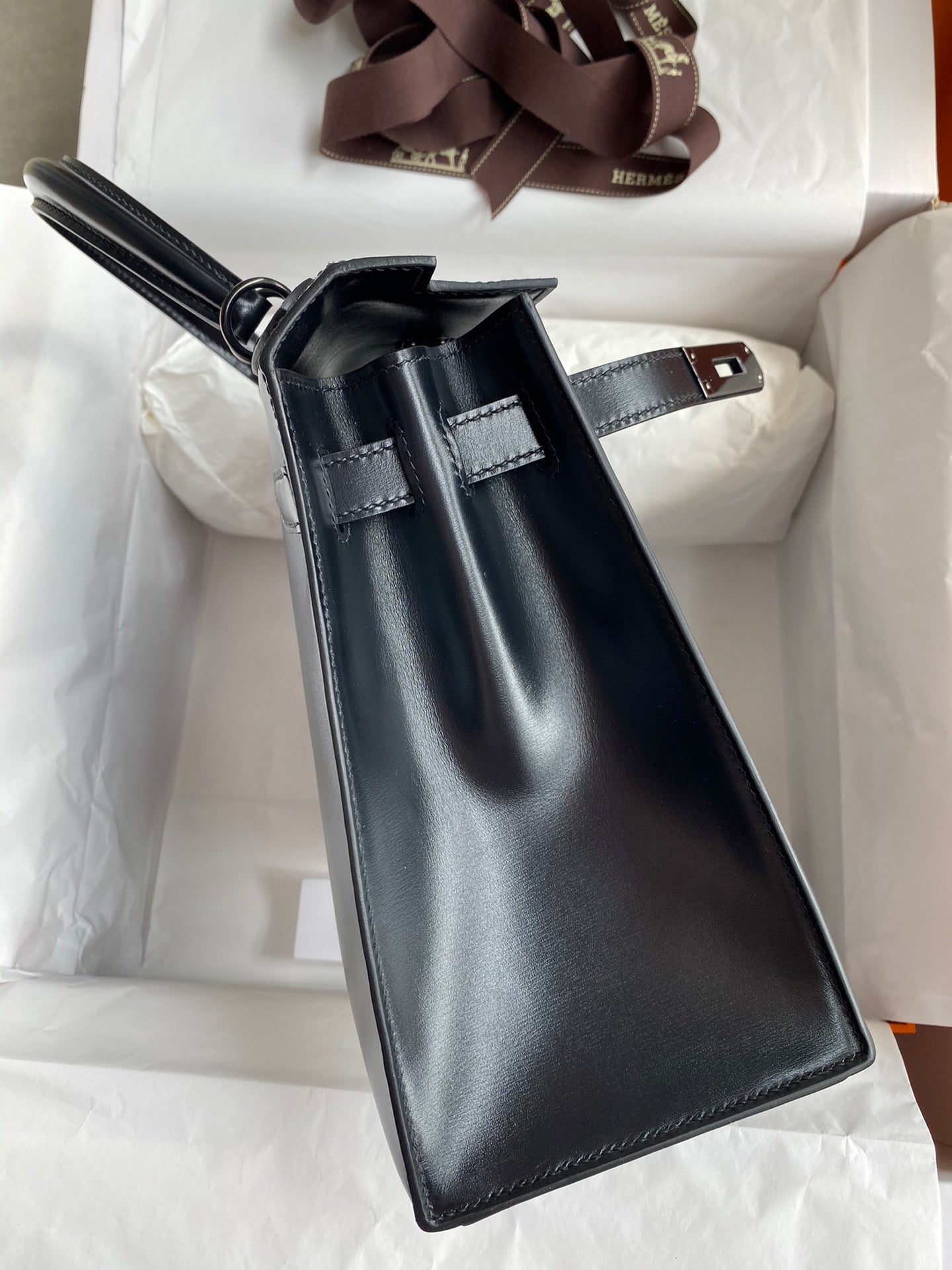 Kelly 25cm Box Leather Handbag