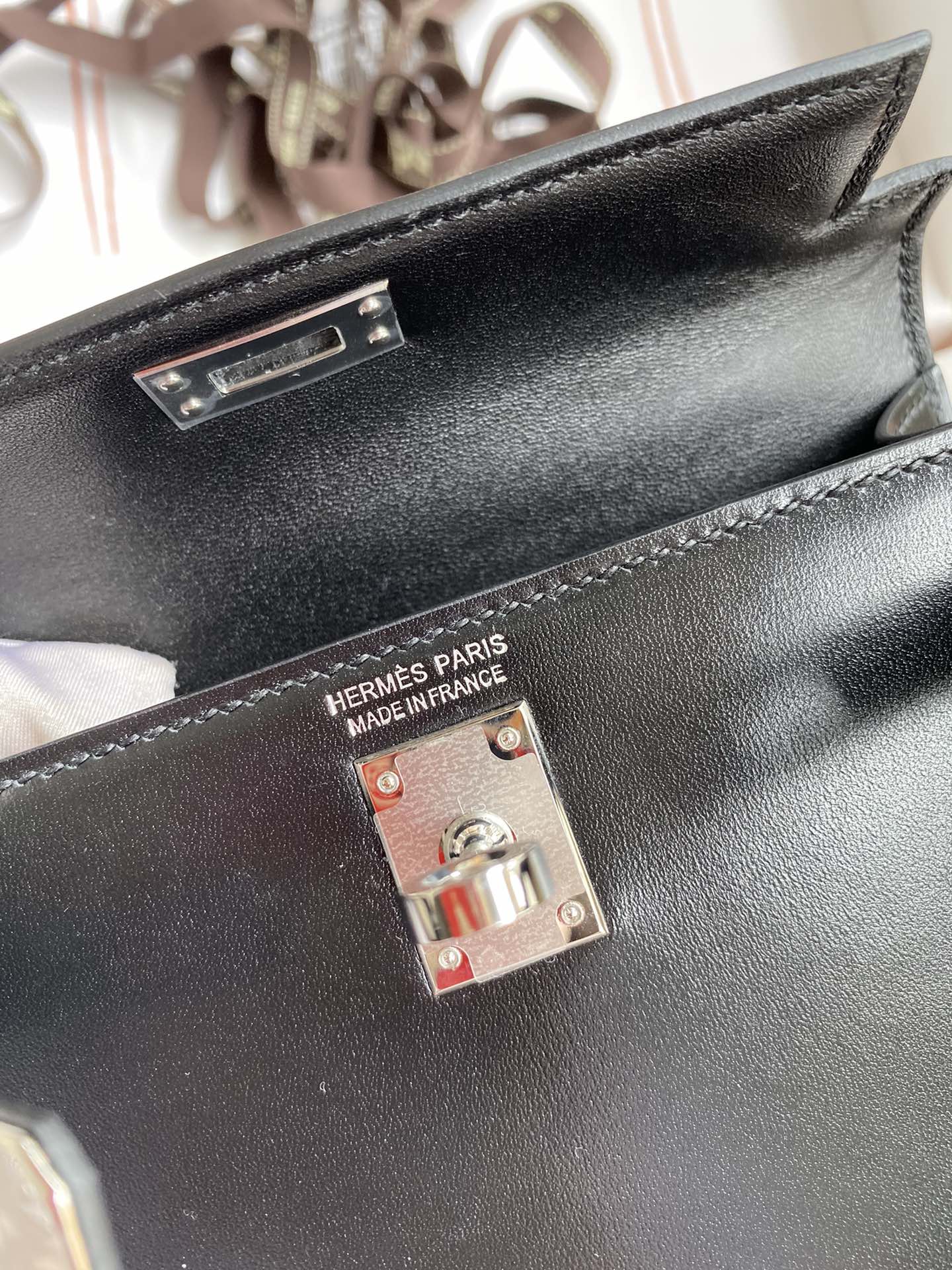 Mini Kelly 19cm Box Leather Handbag