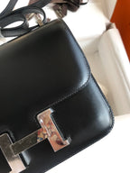 Constance 19 Box Leather Handbag