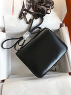 Constance 19 Box Leather Handbag