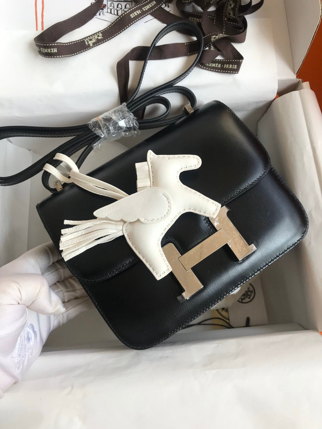 Constance 19cm Box Leather Handbag